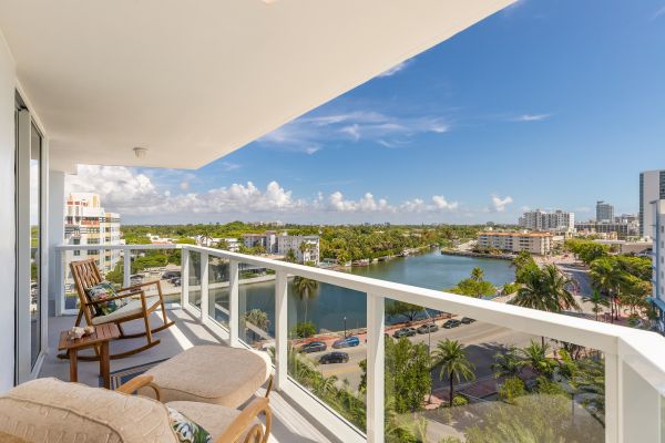 Cost of Balcony Construction in Everett