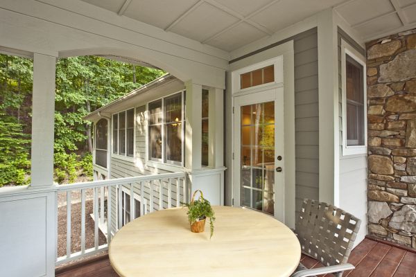 Cost of Covered Porch Installation in Everett