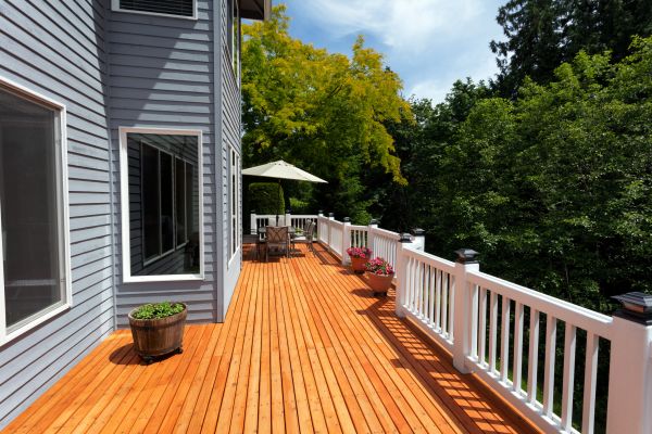 Cost of Cedar Deck Construction in Everett