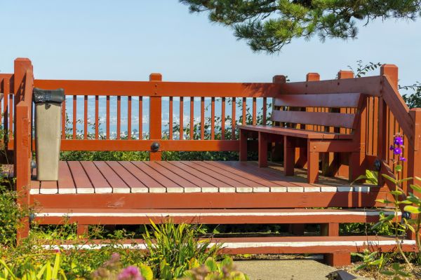 Cost of Redwood Deck Construction in Everett