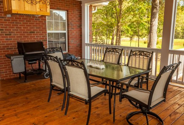 Cost of Residential Deck Installation in Everett