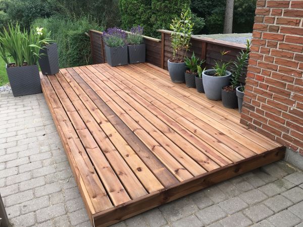 Cost of Platform Deck Installation in Everett